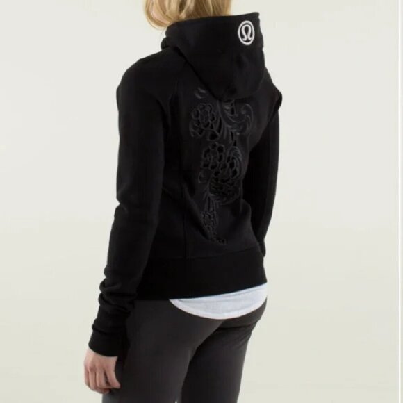 Lululemon Scuba Hoodie- Limited Edition Hiver 2013- Black Floral Hoodie- Size 6 - Picture 1 of 13
